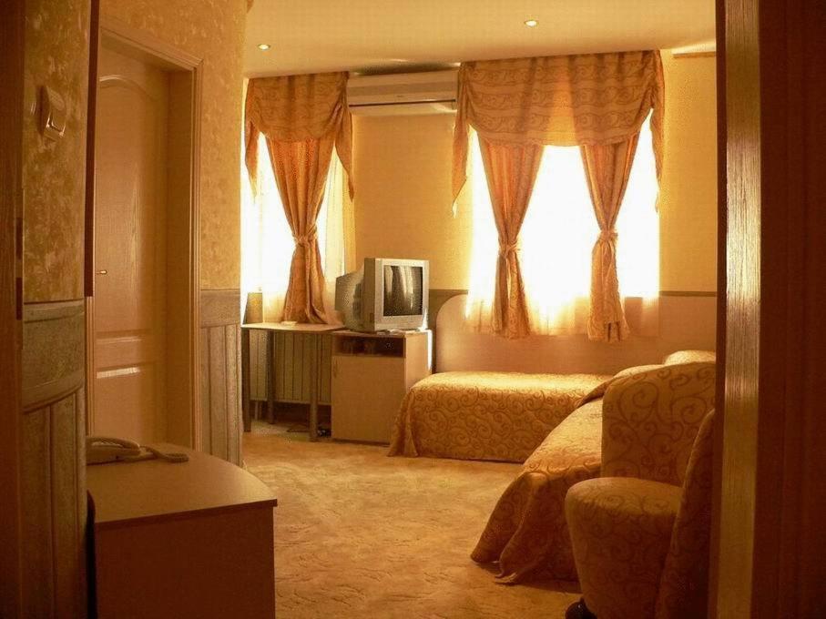 Hotel Dali Plovdiv Quarto foto